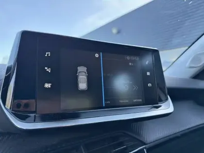 Photo 19 Peugeot 2008  PureTech 130 S&S EAT8