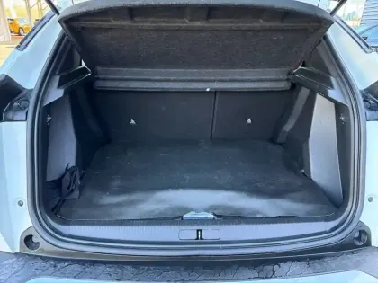 Photo 5 Peugeot 2008  PureTech 130 S&S EAT8