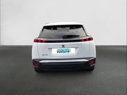 Photo 24 Peugeot 2008  PureTech 100 S&S BVM6