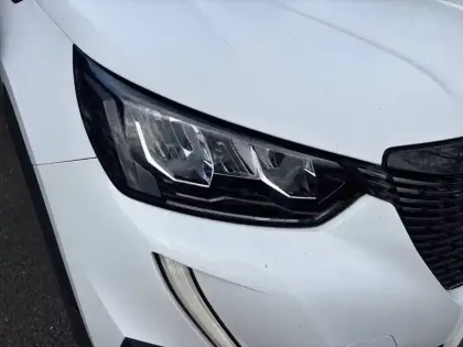 Photo 15 Peugeot 2008 Gén. II Ph1 Allure 5