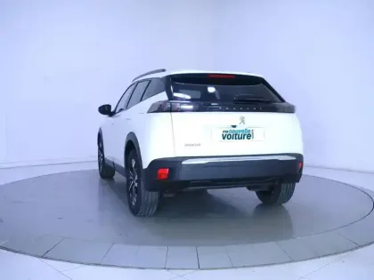 Photo 46 Peugeot 2008  PureTech 100 S&S BVM6