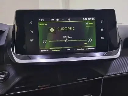 Photo 58 Peugeot 2008  PureTech 100 S&S BVM6