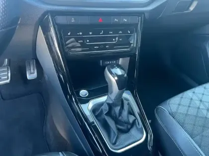 Photo 10 Volkswagen T-roc  1.5 TSI EVO 150 Start/Stop DSG7