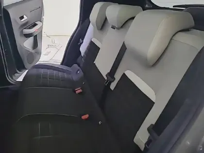 Photo 49 Citroën C3  Turbo 100 ch BVM6