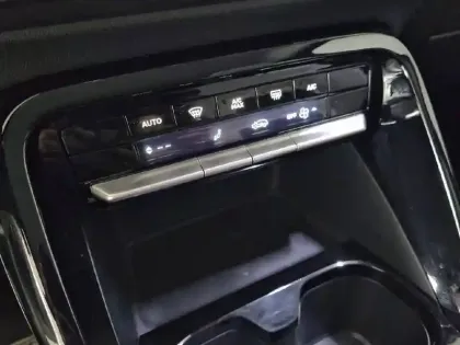 Photo 61 Citroën C3  Turbo 100 ch BVM6