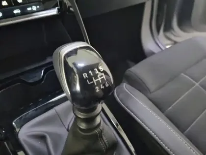 Photo 51 Citroën C3  Turbo 100 ch BVM6