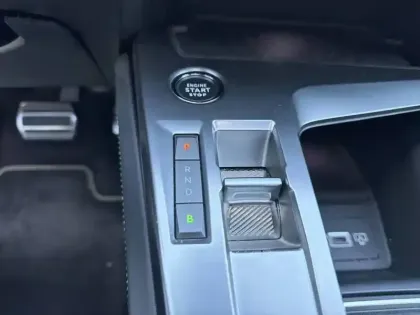 Photo 13 Peugeot 308 Gén. III Ph1 GT 5