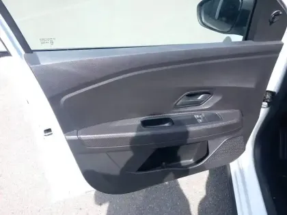 Photo 10 Dacia Sandero  ECO-G 100 - 22