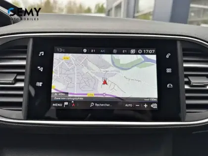 Photo 59 Peugeot 308  PureTech 130ch S&S EAT8