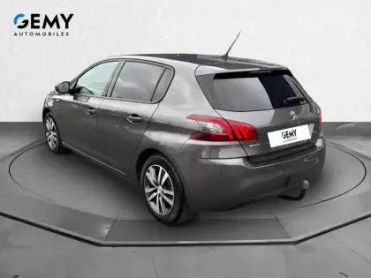 Photo 41 Peugeot 308  PureTech 130ch S&S EAT8