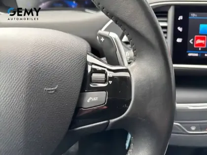 Photo 86 Peugeot 308  PureTech 130ch S&S EAT8