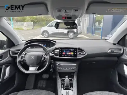 Photo 42 Peugeot 308  PureTech 130ch S&S EAT8