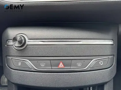 Photo 27 Peugeot 308 Gén. II Ph2 NG Style 5