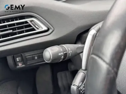 Photo 53 Peugeot 308  PureTech 130ch S&S EAT8