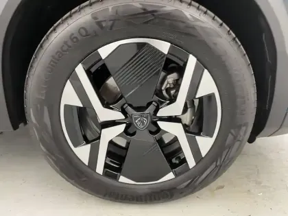 Photo 17 Peugeot 2008 Gén. II Ph2 Allure 5