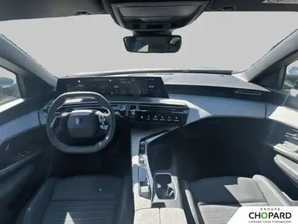 Photo 11 Peugeot 5008  Electrique 210 ch 73 kWh