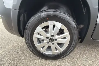 Photo 32 Peugeot Rifter  M Diesel 100 ch Manuelle 5pl