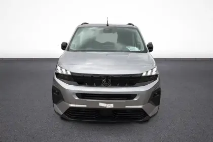 Photo 40 Peugeot Rifter  M Diesel 100 ch Manuelle 5pl