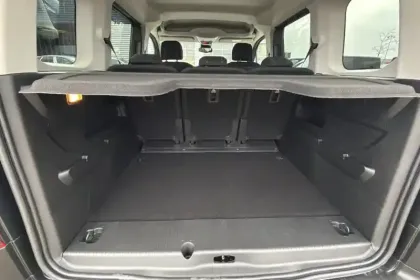 Photo 26 Peugeot Rifter  M Diesel 100 ch Manuelle 5pl