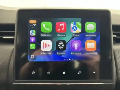 Photo 24 Renault Clio  E-Tech 140