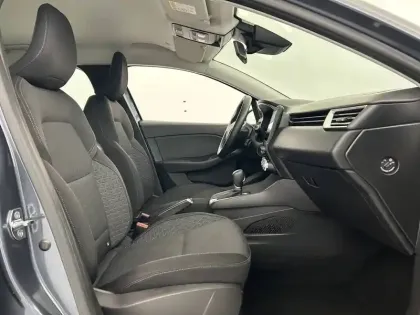 Photo 13 Renault Clio  E-Tech 140