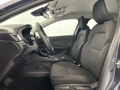 Photo 8 Renault Clio  E-Tech 140