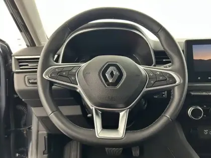 Photo 14 Renault Clio  E-Tech 140