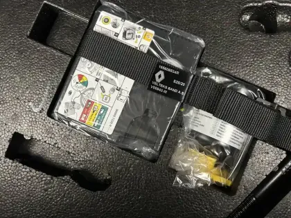 Photo 27 Renault Clio  E-Tech 140