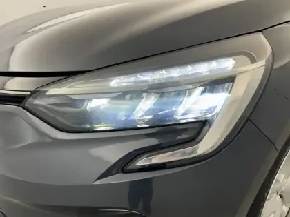 Photo 25 Renault Clio  E-Tech 140