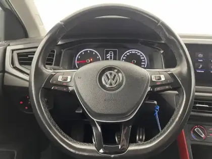 Photo 22 Volkswagen Polo Gén. VI Ph1 Confortline 5