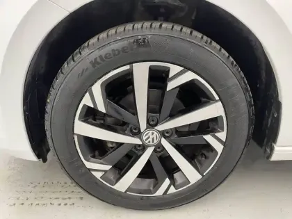 Photo 16 Volkswagen Polo Gén. VI Ph1 Confortline 5