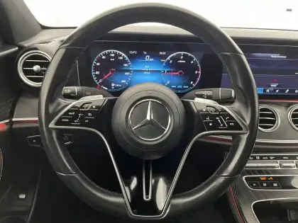 Photo 22 Mercedes Classe E Gén. V (W213) Ph2 Avantgarde Line 4