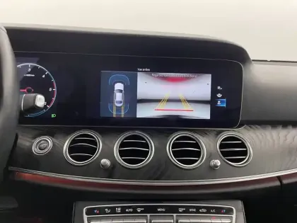 Photo 26 Mercedes Classe E Gén. V (W213) Ph2 Avantgarde Line 4