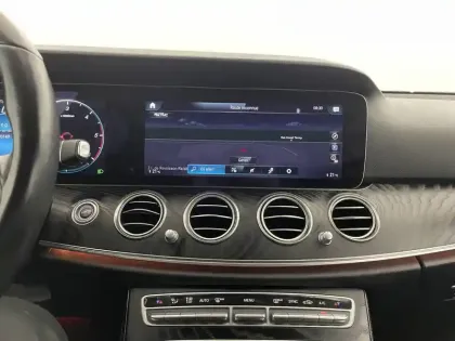 Photo 20 Mercedes Classe E Gén. V (W213) Ph2 Avantgarde Line 4