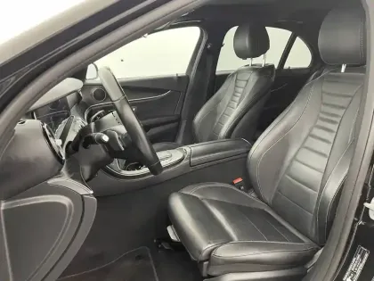 Photo 14 Mercedes Classe E Gén. V (W213) Ph2 Avantgarde Line 4