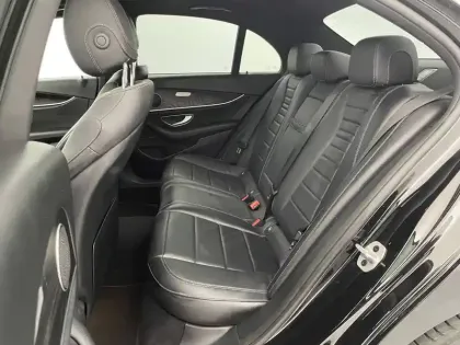 Photo 15 Mercedes Classe E Gén. V (W213) Ph2 Avantgarde Line 4