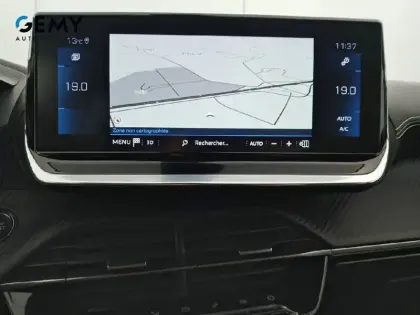 Photo 61 Peugeot 2008  PureTech 130 S&S BVM6