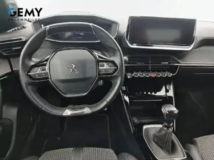 Photo 55 Peugeot 2008  PureTech 130 S&S BVM6