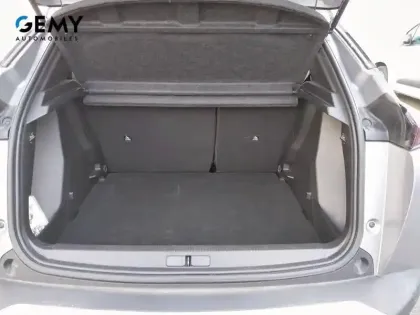 Photo 37 Peugeot 2008  PureTech 130 S&S BVM6