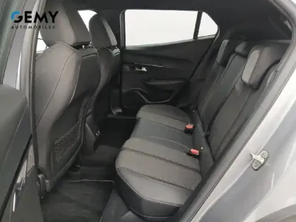 Photo 57 Peugeot 2008  PureTech 130 S&S BVM6