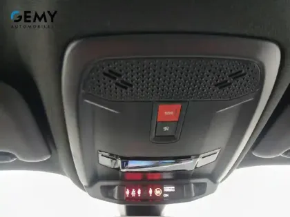 Photo 64 Peugeot 2008  PureTech 130 S&S BVM6