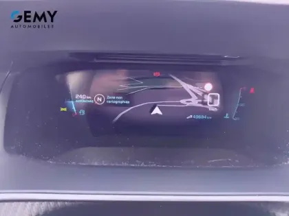 Photo 13 Peugeot 2008  PureTech 130 S&S BVM6