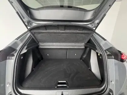 Photo 15 Peugeot 2008  Hybrid 145 e-DCS6