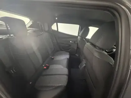 Photo 14 Peugeot 2008  Hybrid 145 e-DCS6