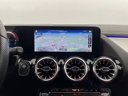 Photo 20 Mercedes GLA  250 e 8G-DCT