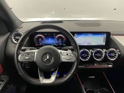 Photo 21 Mercedes GLA  250 e 8G-DCT