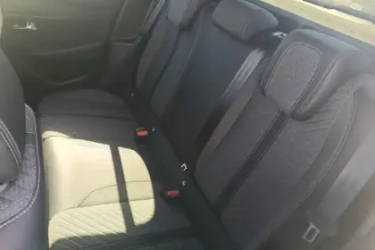 Photo 10 Peugeot 208  Electrique 50 kWh 136ch