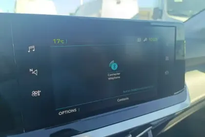 Photo 24 Peugeot 208  Electrique 50 kWh 136ch