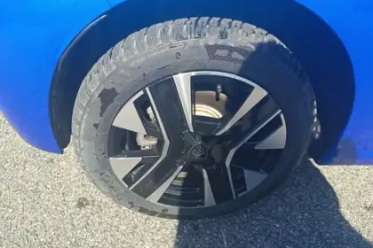 Photo 13 Peugeot 208  Electrique 50 kWh 136ch