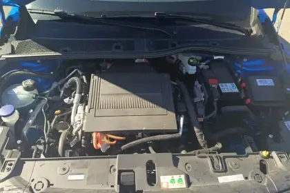 Photo 15 Peugeot 208  Electrique 50 kWh 136ch